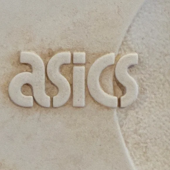 SICS Women’s Size 6 White Gel Sneakers Casual Lace Up Athletic Shoes - Picture 2 of 12